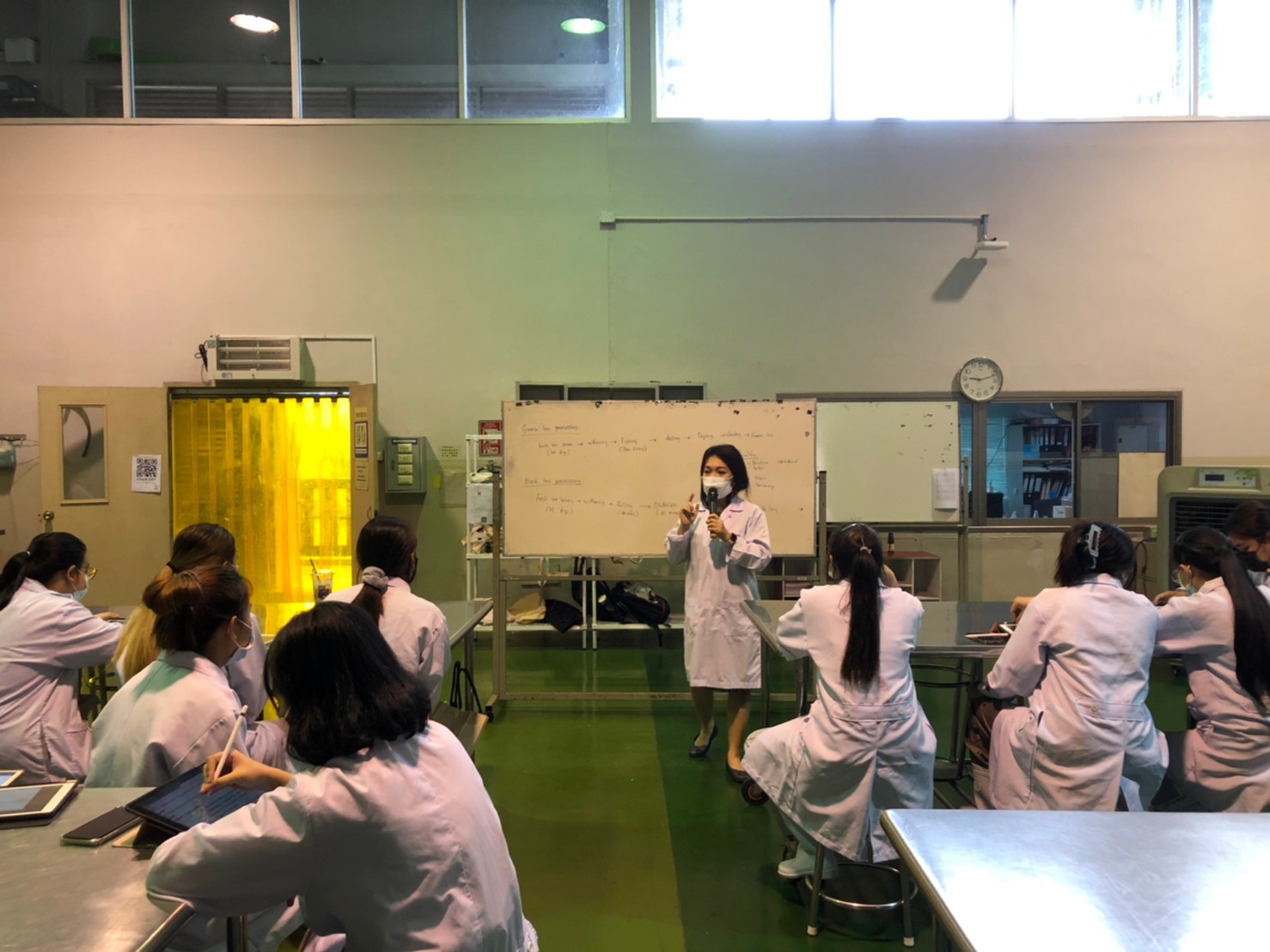 MFU News : LINE_ALBUM_Lab_30-03-65_๒๒๐๓๓๑_3.jpg
