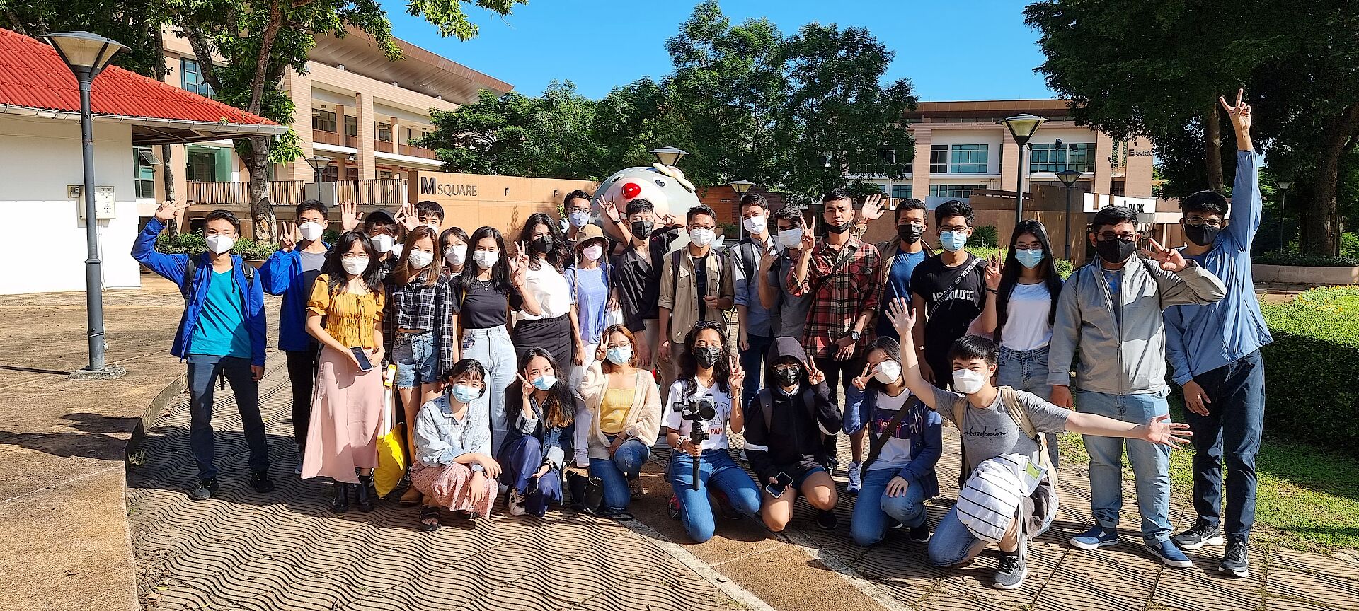 City Tour Activity: Exploring Chiang Rai While Making New Friends