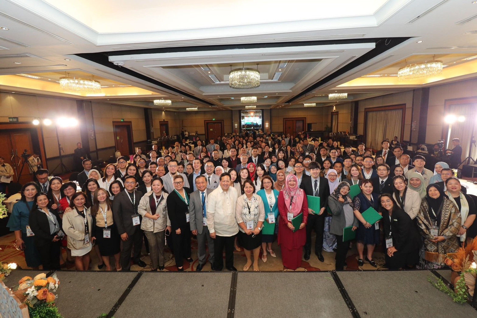 MFU Representatives Attend 17th AIMS Programme Annual Review Meeting and IRO Capacity Building Workshop in the Philippines