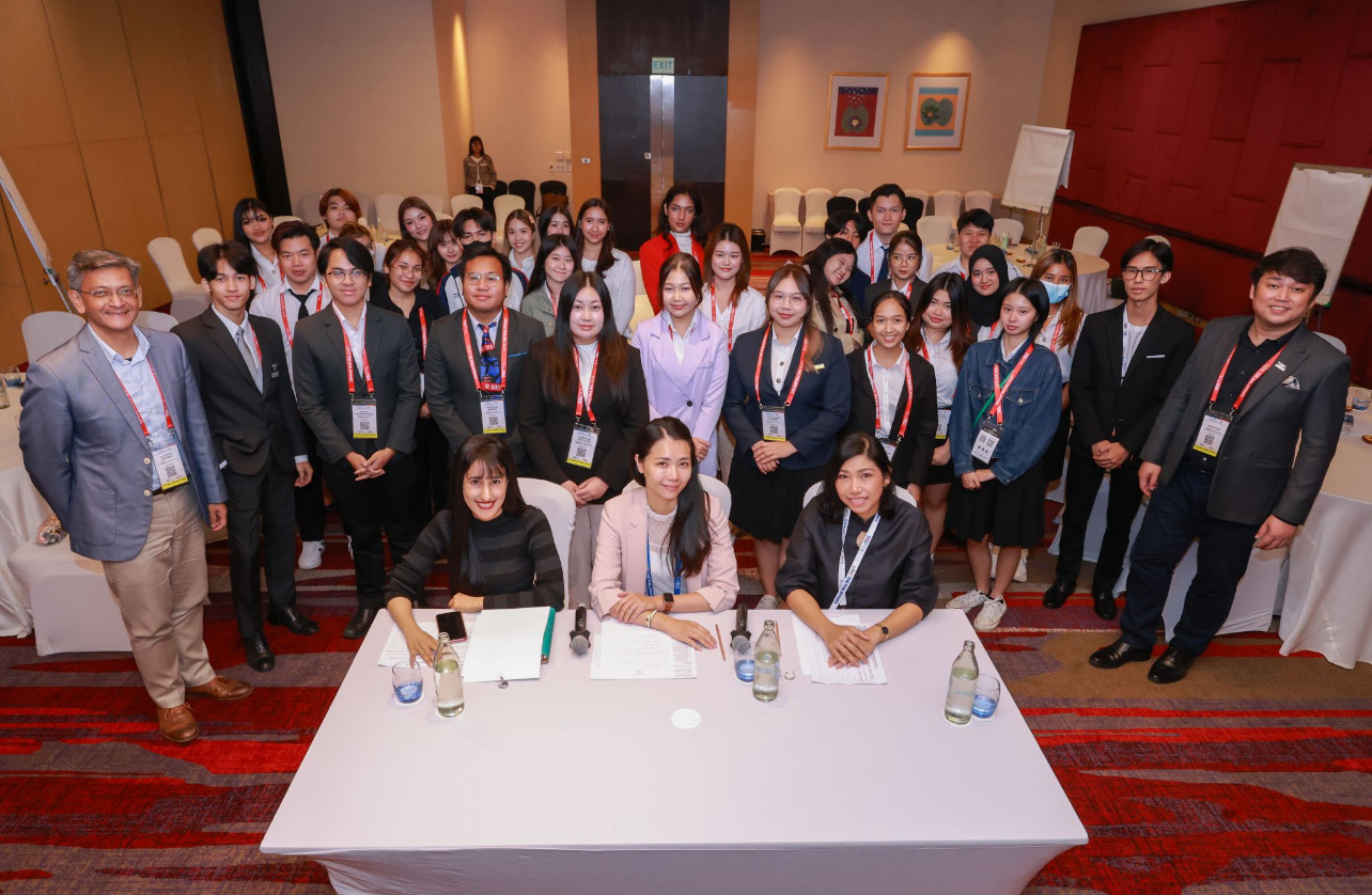 MFU Students Attend the IMEX-MPI-MCI Future Leaders Forum